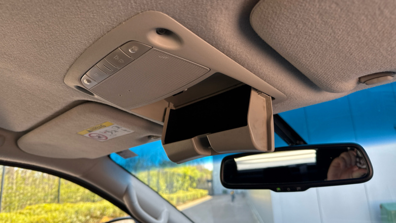 Nissan Navara Np300 Diesel Double Cab Pick Up N-Connecta 2.3dCi 190 4WD